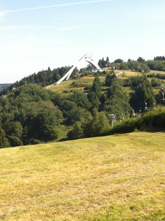 Ferienwohnung am Skikarussel Winterberg Exterior foto